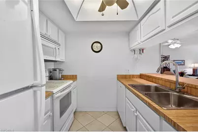 200 Lenell Rd #222, Fort Myers Beach, FL 33931 - Photo 8