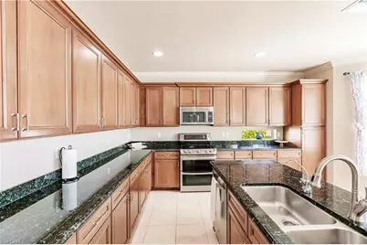 3573 Malagrotta Cir, Cape Coral, FL 33909 - Photo 12