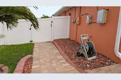 2907 NW 5th Pl, Cape Coral, FL 33993 - Photo 48