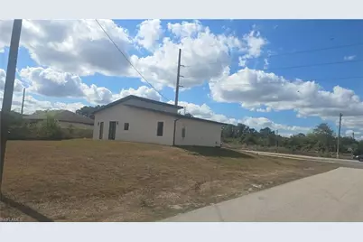 761 Bell Blvd S, Lehigh Acres, FL 33974 - Photo 4