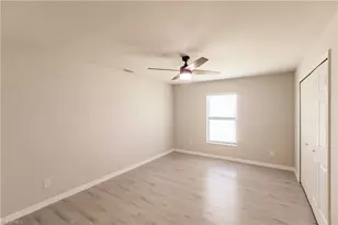 925 SE 14th St, Cape Coral, FL 33990 - Photo 20