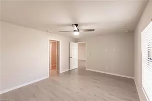 925 SE 14th St, Cape Coral, FL 33990 - Photo 16