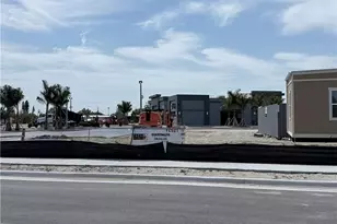 1117 NE 7th St, Cape Coral, FL 33909 - Photo 4