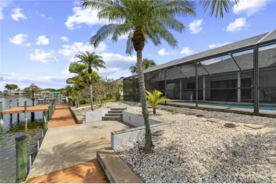 313 SE 6th St, Cape Coral, FL 33990 - Photo 34