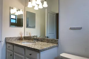 14662 Cantabria Dr, Fort Myers, FL 33905 - Photo 46