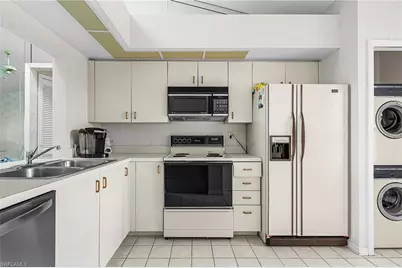 4620 SE 5th Pl #206, Cape Coral, FL 33904 - Photo 8