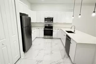 1253 Columbus Blvd, Fort Myers, FL 33913 - Photo 4