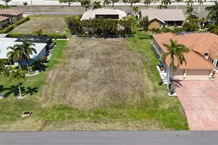 2507 SW 25th St, Cape Coral, FL 33914 - Photo 4