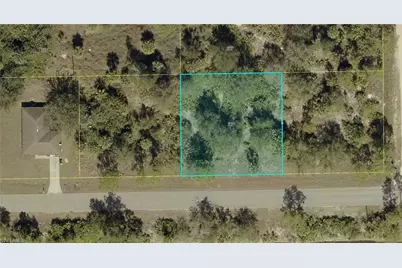 202 W 8th St, Lehigh Acres, FL 33972 - Photo 1