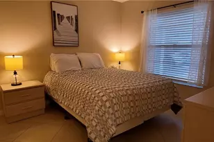 509 Roma Ct, Naples, FL 34110 - Photo 24