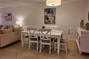 509 Roma Ct, Naples, FL 34110 - Photo 6