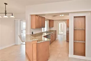 601 SE 15th Terrace, Cape Coral, FL 33990 - Photo 18