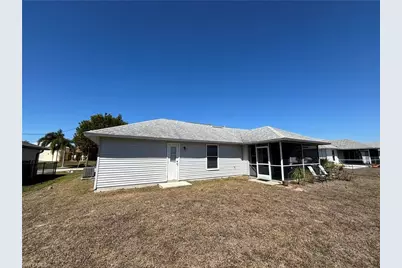 1213 SW 8th Pl, Cape Coral, FL 33991 - Photo 12