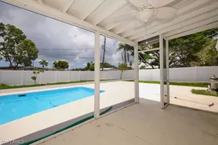 4370 Deleon St, Fort Myers, FL 33901 - Photo 38