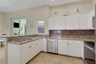 134 SE 18th St, Cape Coral, FL 33990 - Photo 4