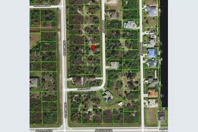 10253 Arcadia St, Port Charlotte, FL 33981 - Photo 1