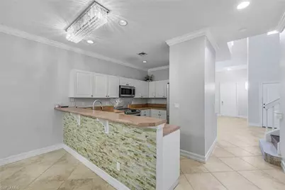 10253 S Silver Palm Dr, Estero, FL 33928 - Photo 6