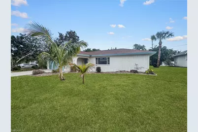 206 SE 46th Ter, Cape Coral, FL 33904 - Photo 4