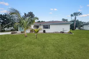 206 SE 46th Ter, Cape Coral, FL 33904 - Photo 4
