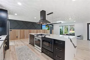 3931 W Riverside Dr, Fort Myers, FL 33901 - Photo 14