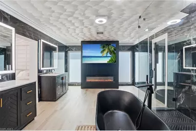 3931 W Riverside Dr, Fort Myers, FL 33901 - Photo 24