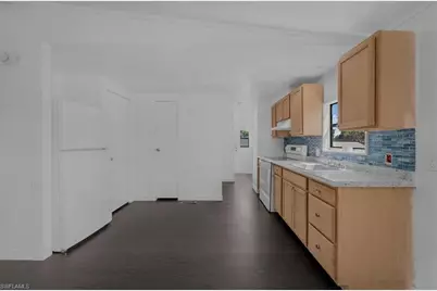 428 Avenue D NW, Moore Haven, FL 33471 - Photo 32