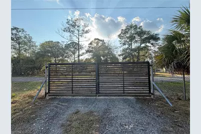 265 S Jinete St, Clewiston, FL 33440 - Photo 2