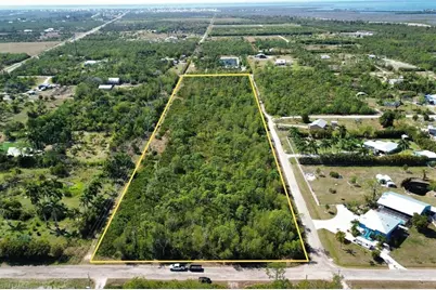 4031 Pinetree Blvd, Saint James City, FL 33956 - Photo 2