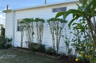 120 Lantern Pl, North Fort Myers, FL 33917 - Photo 10