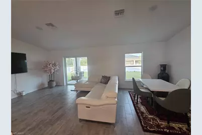 4421 NE 15th Pl, Cape Coral, FL 33909 - Photo 4