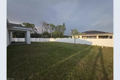 4421 NE 15th Pl, Cape Coral, FL 33909 - Photo 14