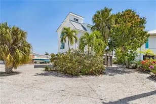 2432 Sycamore St, Saint James City, FL 33956 - Photo 40
