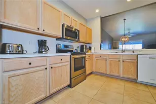 9100 Southmont Cove, Fort Myers, FL 33908 - Photo 16