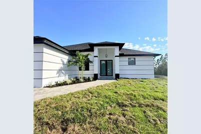 800 E 7th St, Lehigh Acres, FL 33972 - Photo 1