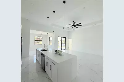 800 E 7th St, Lehigh Acres, FL 33972 - Photo 12