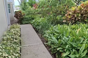 2847 Aintree Ln, Naples, FL 34112 - Photo 8