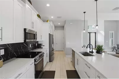 2609 SW 27th St, Cape Coral, FL 33914 - Photo 14