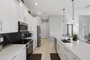 2609 SW 27th St, Cape Coral, FL 33914 - Photo 14