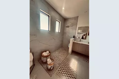 1913 NE 34th Ter, Cape Coral, FL 33909 - Photo 20