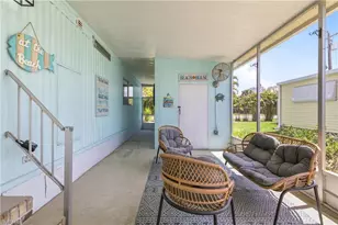 726 Knotty Pine Cir, North Fort Myers, FL 33917 - Photo 4