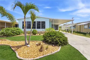 726 Knotty Pine Cir, North Fort Myers, FL 33917 - Photo 2