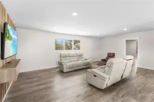 24525 Dolphin St, Bonita Springs, FL 34134 - Photo 10