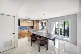 788 Park Shore Dr, Naples, FL 34103 - Photo 10