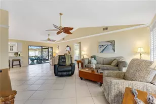 1022 SE 17th Ave, Cape Coral, FL 33990 - Photo 8