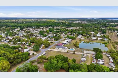 2405 Zoysia Ln, North Fort Myers, FL 33917 - Photo 48