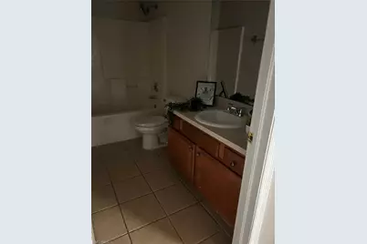 1427 NE 8th Pl, Cape Coral, FL 33909 - Photo 8