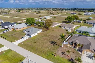 2113 NE 15th Terrace, Cape Coral, FL 33909 - Photo 12