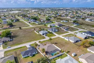 2113 NE 15th Terrace, Cape Coral, FL 33909 - Photo 30