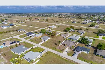 2113 NE 15th Ter, Cape Coral, FL 33909 - Photo 24