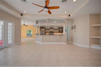 638 Parkdale Blvd, Lehigh Acres, FL 33974 - Photo 4